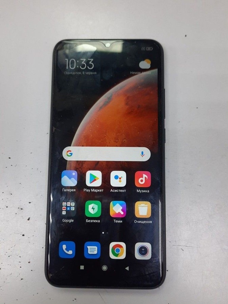Дешево Xiaomi redmi 9c nfc 2/32gb з ломбарду