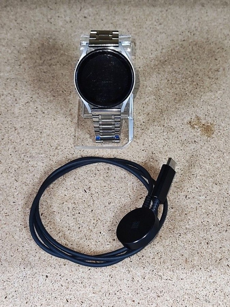 Купить Samsung galaxy watch5 40mm Б/У