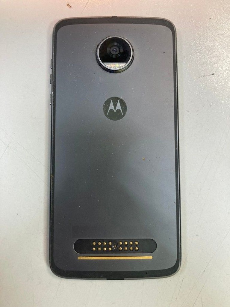 Розпродаж Motorola moto z2 xt1789-03 4/64gb, продавець Техноскарб