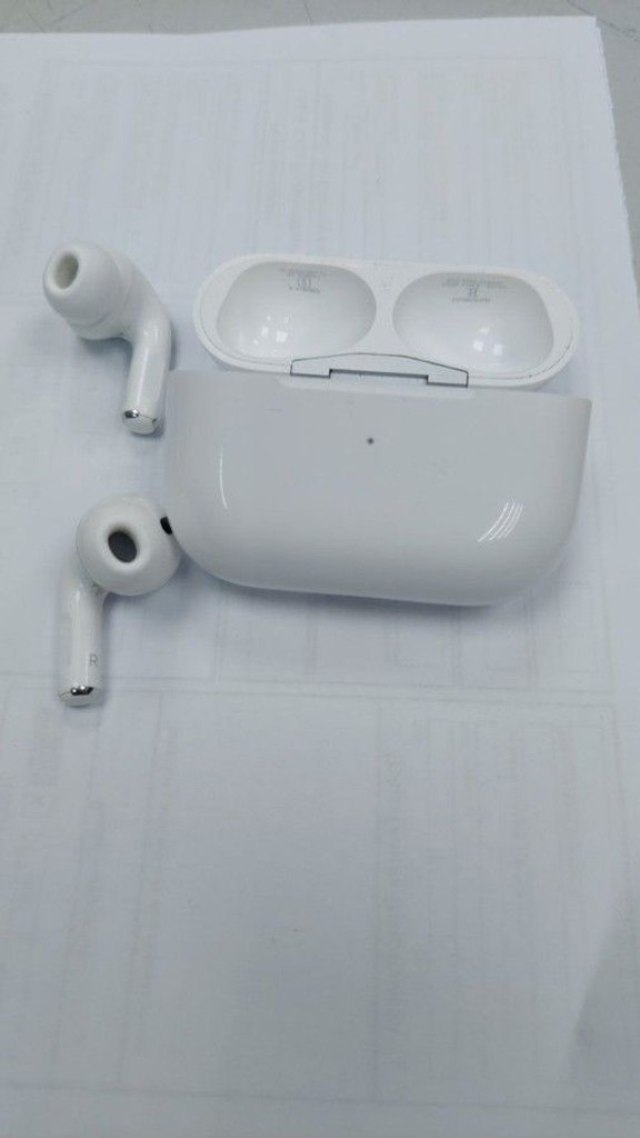 Дешево Apple airpods pro 2nd generation with magsafe charging case usb-c з ломбарду