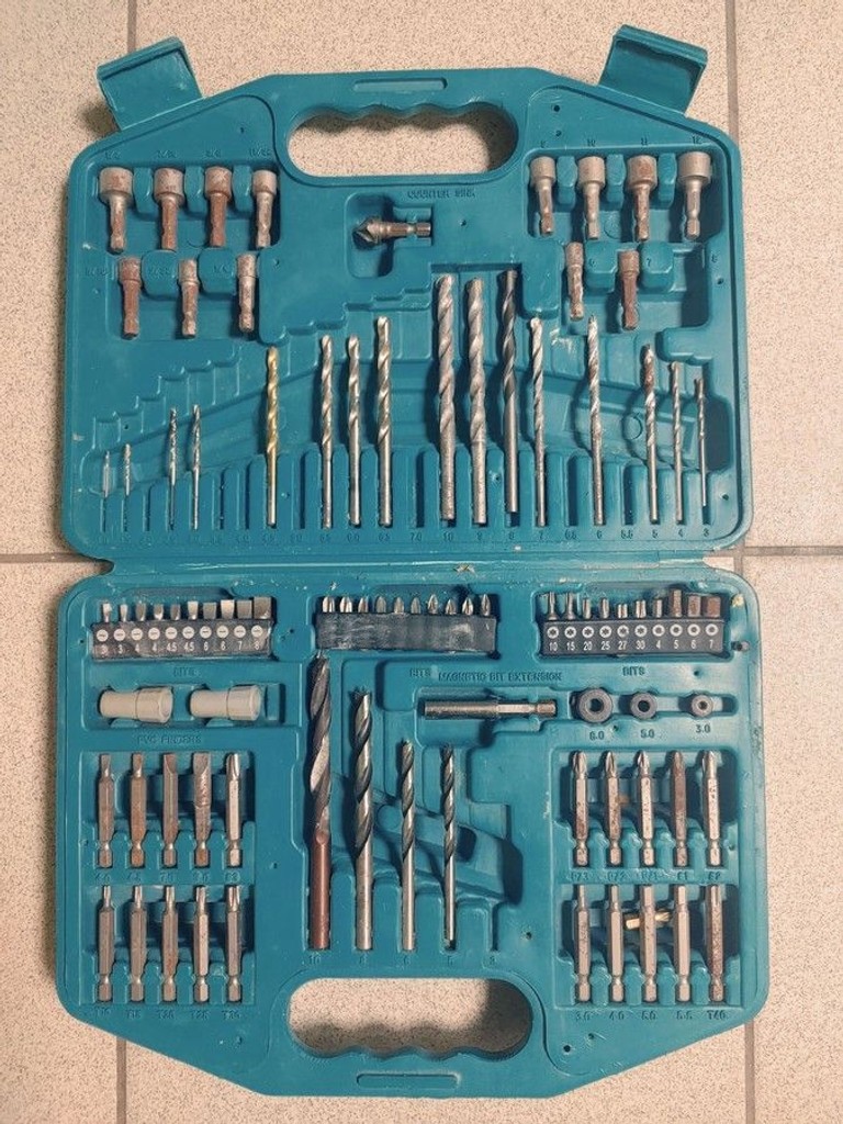 Купити Makita p-30835 Б/У