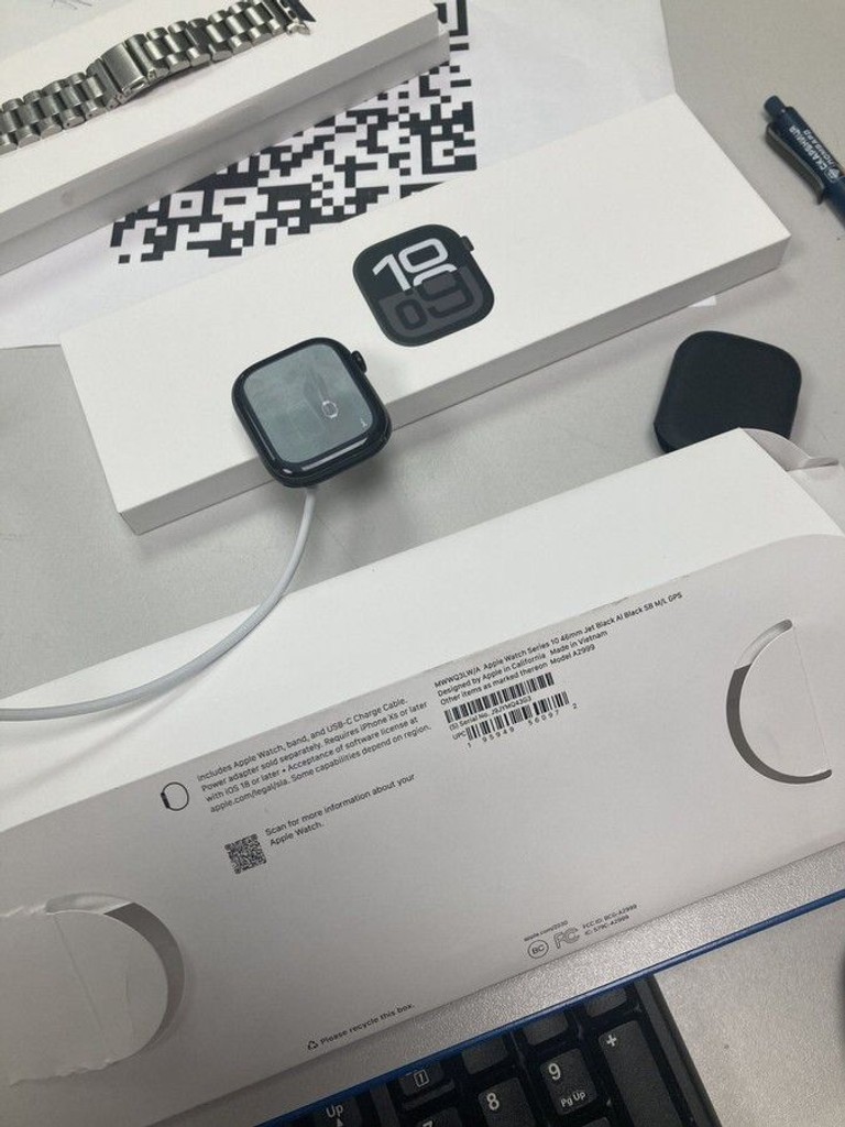 Дешево Apple watch series 10 gps 46mm alu. case з ломбарду