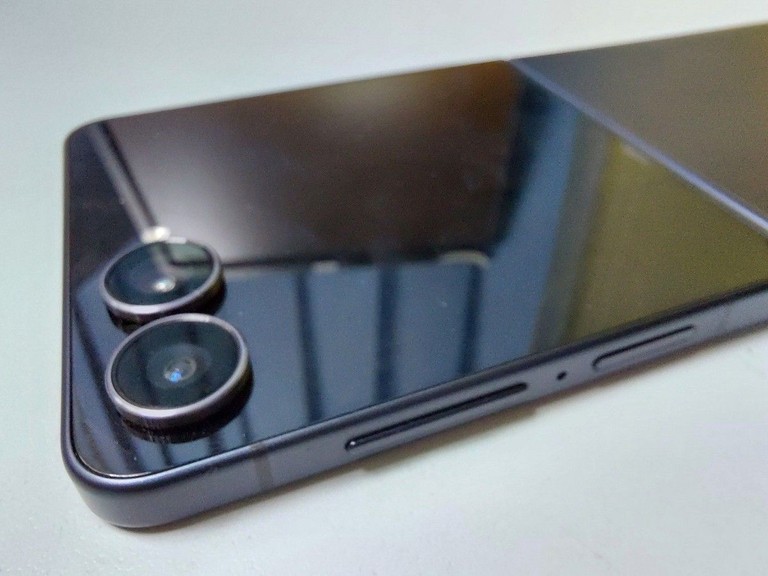 Samsung galaxy flip7 12/256gb Код:01-201065650. Зображення 8