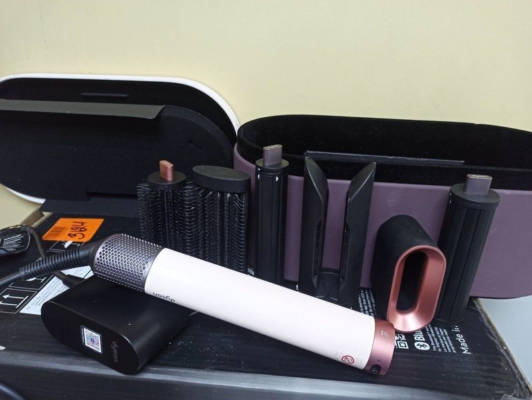 Оголошення Dyson Airwrap Co-anda2x Multi-styler & Dryer Curly+Coily Ceramic Pink/Rose Gold (598808-01) Б/У