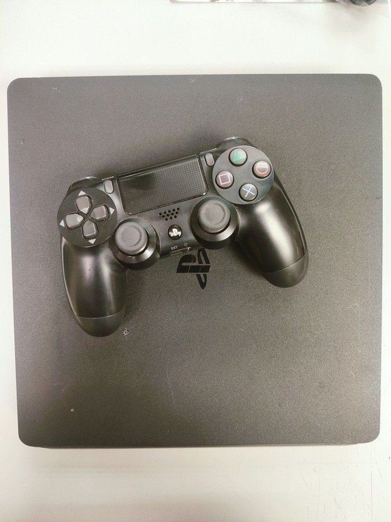 Купить  Sony PlayStation 4 Slim 1TB Black Б/У