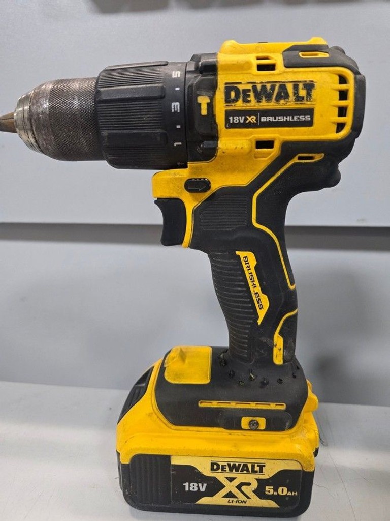 Оголошення Dewalt dcd709 1акб 1.5ah зп Б/У
