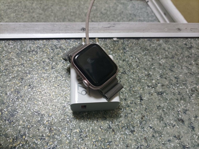 Оголошення Apple watch series 9 gps 41mm aluminum case w. s. loop Б/У