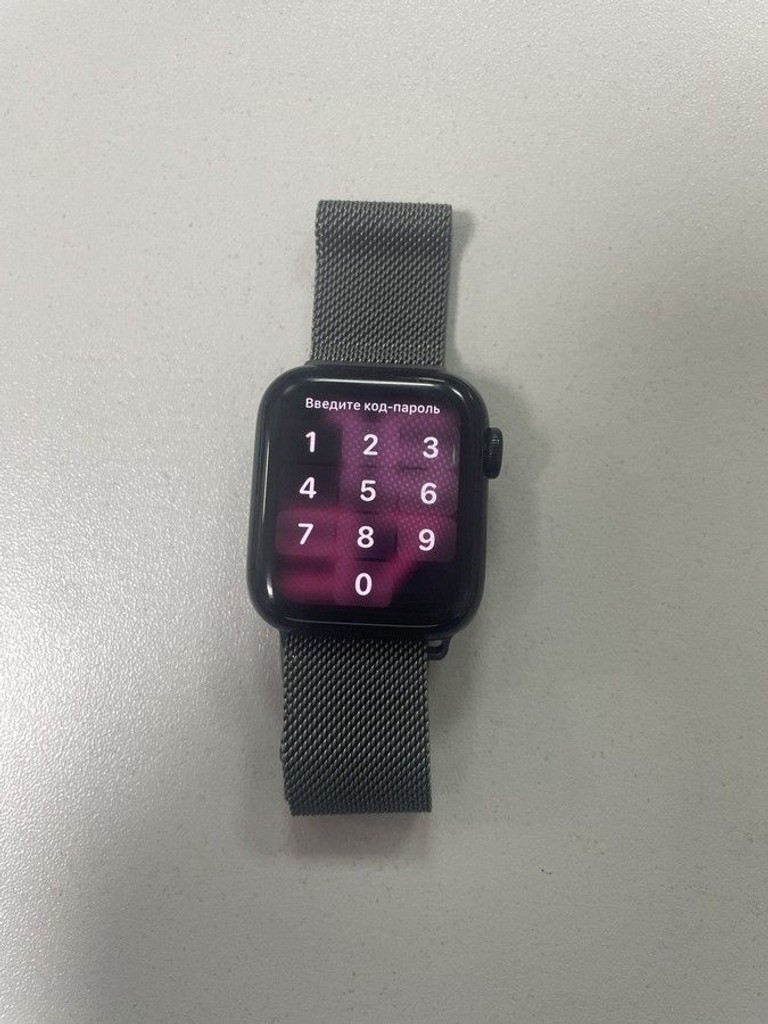 Купити Apple watch se 2 gps 40mm aluminium case Б/У