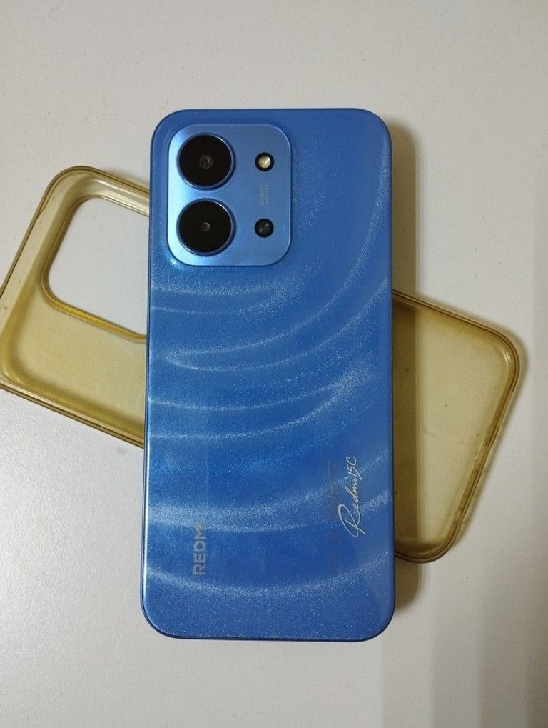 Дешево Xiaomi redmi 15c 4g 8/256gb з ломбарду