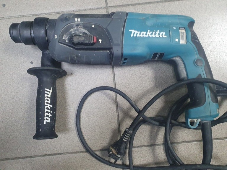 Купити Makita HR2470 Б/У