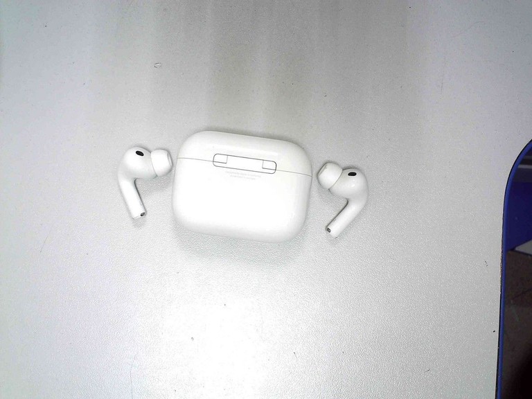 Дешево AirPods Pro 3 з ломбарду