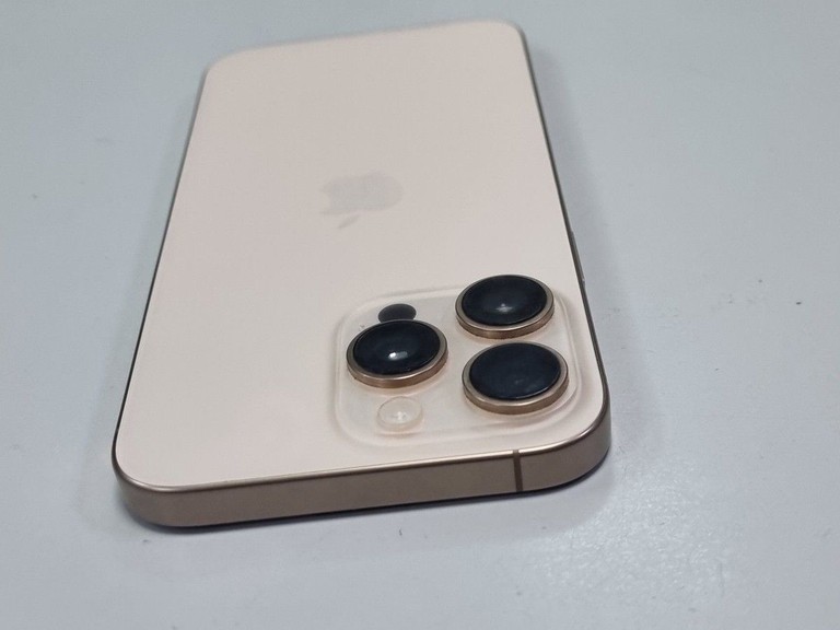 Apple iphone 16 pro max 1tb Код:01-201147353. Изображение 12
