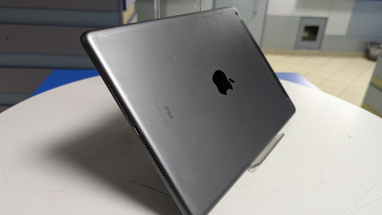Объявление Apple ipad 10.9 2021 wi-fi + cellular 64gb Б/У