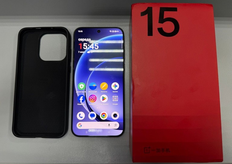 Купить Oneplus 15 12/256GB Black Б/У