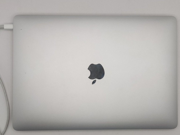 Оголошення Apple macbook air 13" 2020 a2179 core i3 1,1ghz/ram8gb/ssd256gb/intel iris plus graphics Б/У