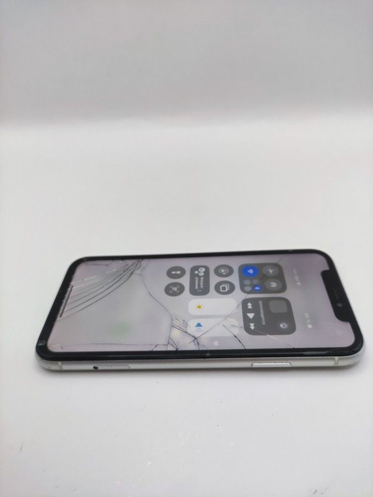 Apple iphone xr 64gb Код:01-201162226. Изображение 10