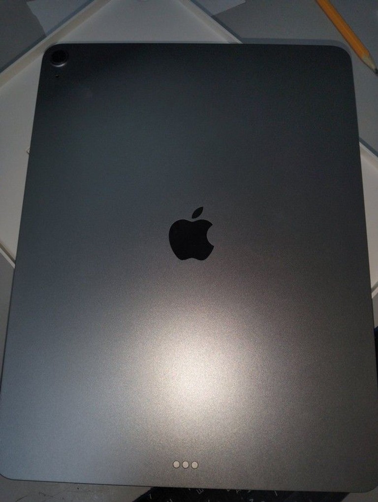 Объявление Apple iPad Air 13 2025 Wi-Fi 256GB Space Gray (MCNN4) Б/У