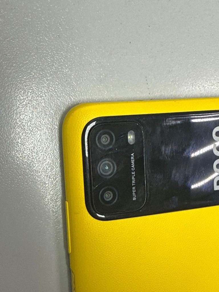 Дешиво Xiaomi poco m3 4/128gb с ломбарда