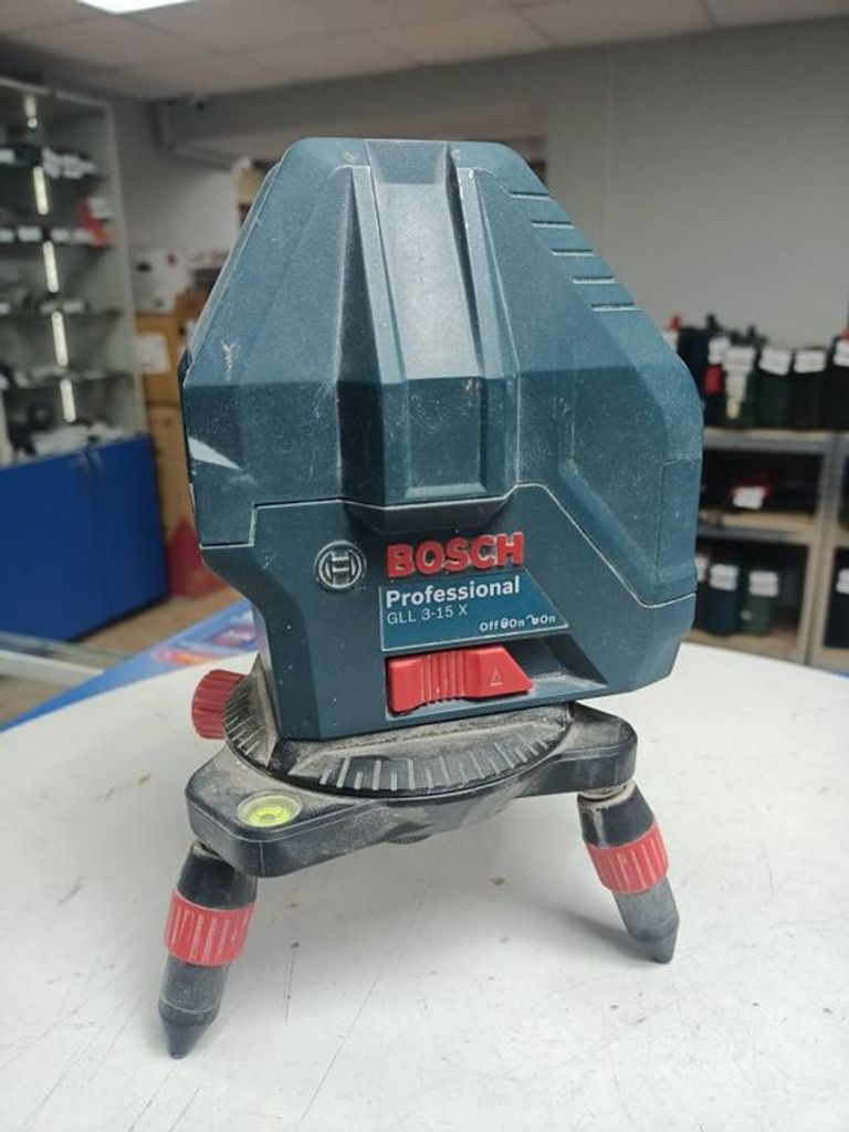 Дешиво Bosch gll 3-15 x с ломбарда