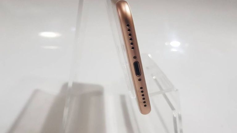 Дешиво Apple iphone 8 64gb с ломбарда