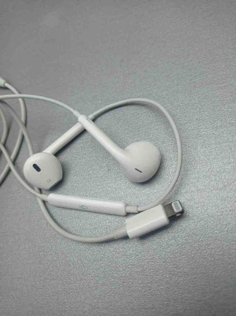 Дешиво Apple earpods lightning с ломбарда