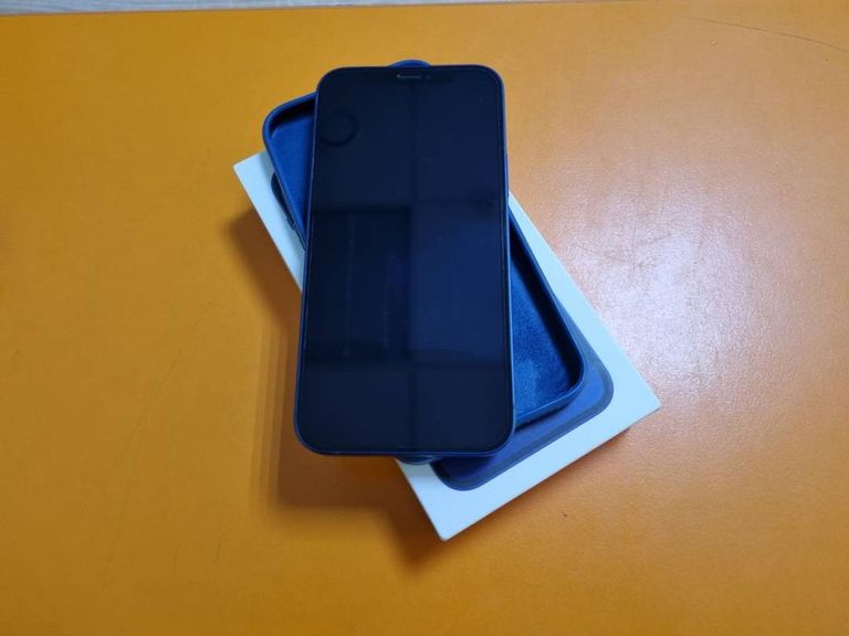 Оголошення Apple iPhone 12 128GB (PRODUCT)RED Б/У