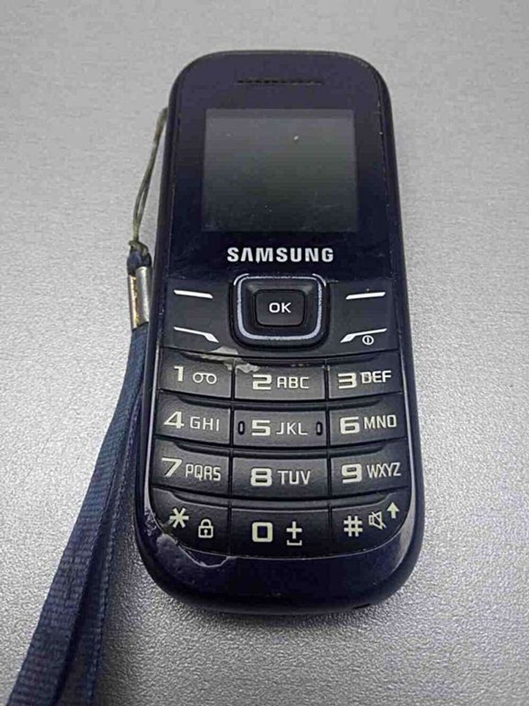 Samsung e1200i