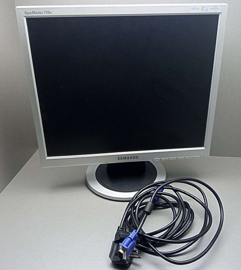 Samsung SyncMaster 710N