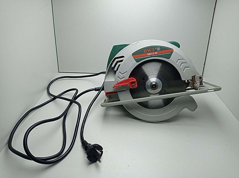 Дешево Dwt HKS12-59 з ломбарду