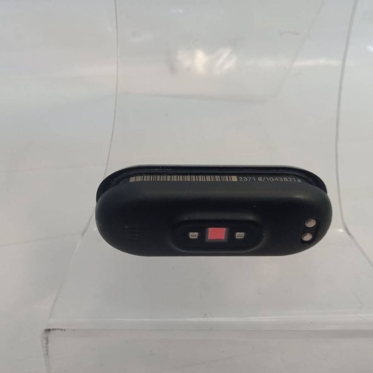 Дешево Xiaomi Mi Smart Band 4 Black з ломбарду