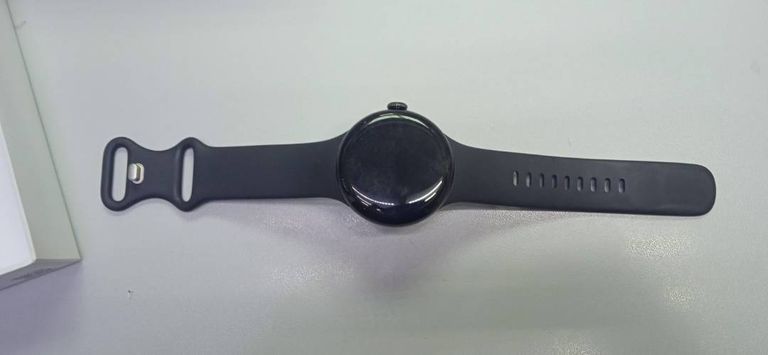 Google Pixel Watch 2 Polished Silver Aluminum Case / Porcelain Active Band