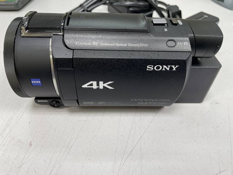 Sony FDR-AX53 (FDRAX53B.CEE)