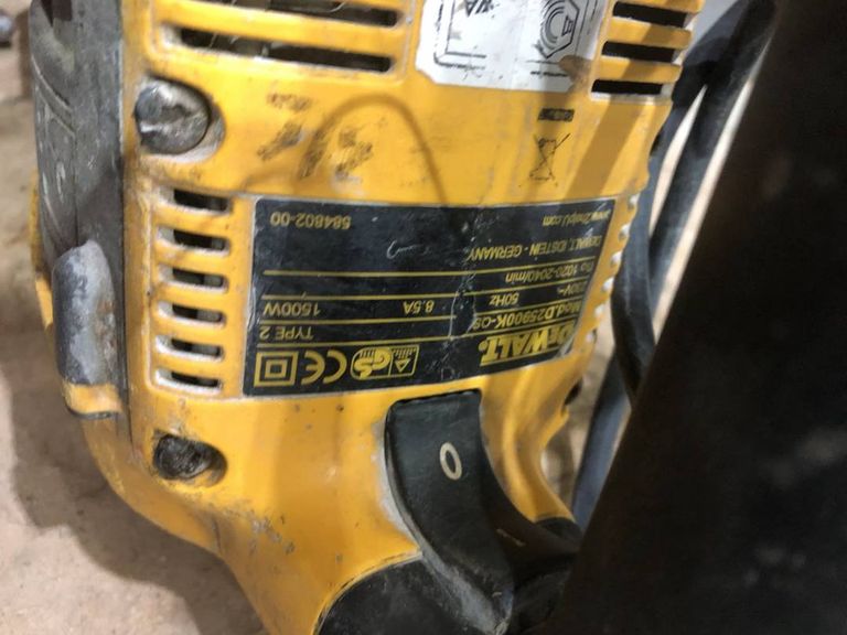 Оголошення Dewalt d25900k Б/У