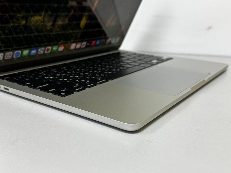 Объявление Apple macbook air 13,6" m2 2022 Б/У