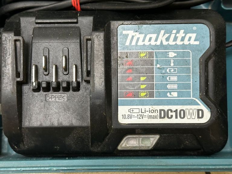 Makita df333d 2акб 1.5ah зп Код:01-200578866. Изображение 5