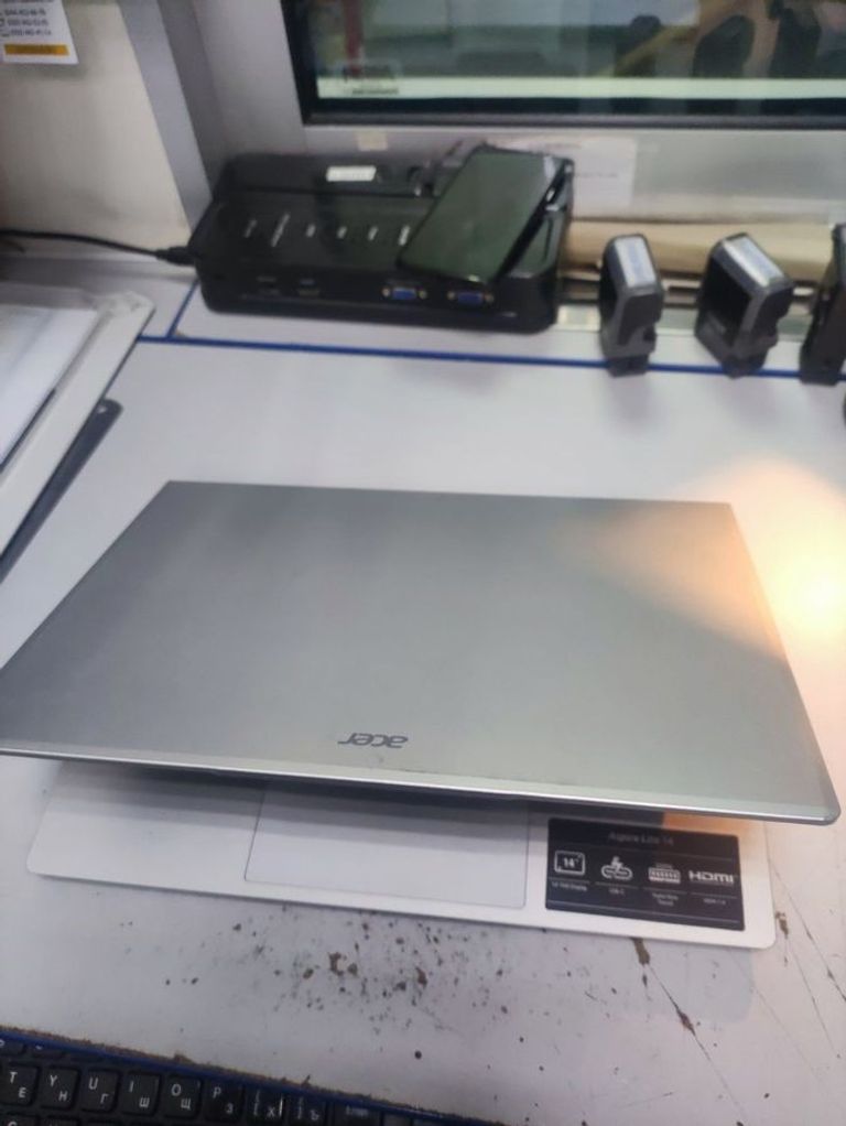 Объявление Acer 15" i3 n300 / ram8 /ssd512 /uhd graphics Б/У