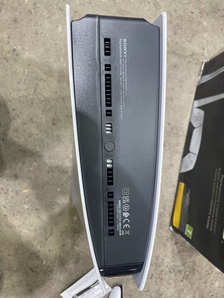 Sony PlayStation 5 825GB Код:01-200741380. Зображення 6
