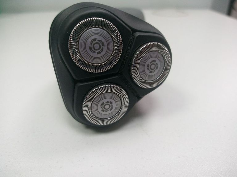 Оголошення Philips Shaver Series 1000 S1142/00 Б/У