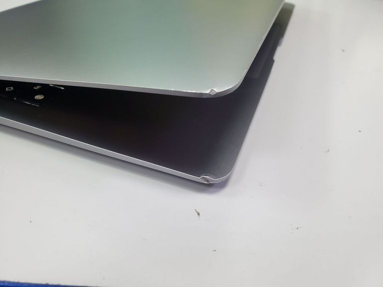 Apple MacBook Air 13'' Late 2020 Код:01-200772522. Изображение 12