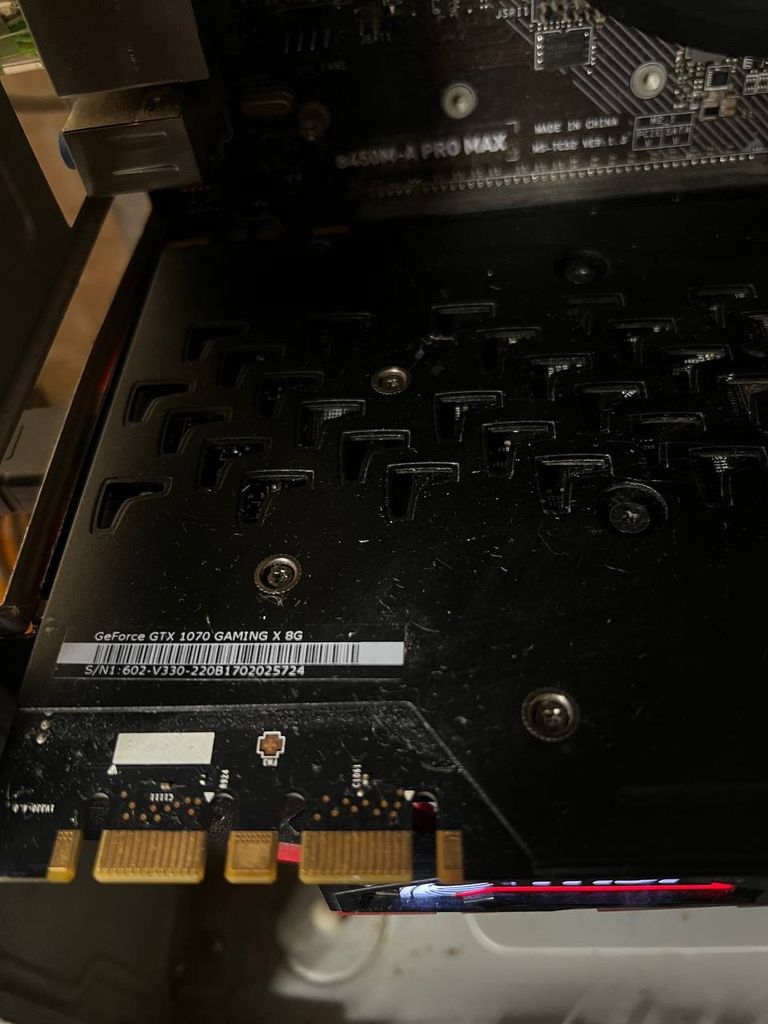 Дешиво Artline Gaming DRGN Powered by MSI (DRGNv15) с ломбарда