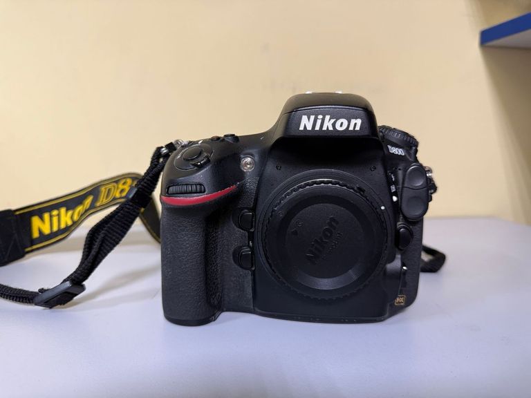 Купити Nikon D800 body Б/У