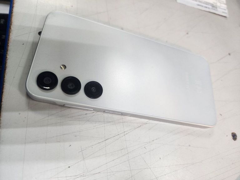 Объявление Samsung galaxy a16 sm-a165f 8/256gb Б/У