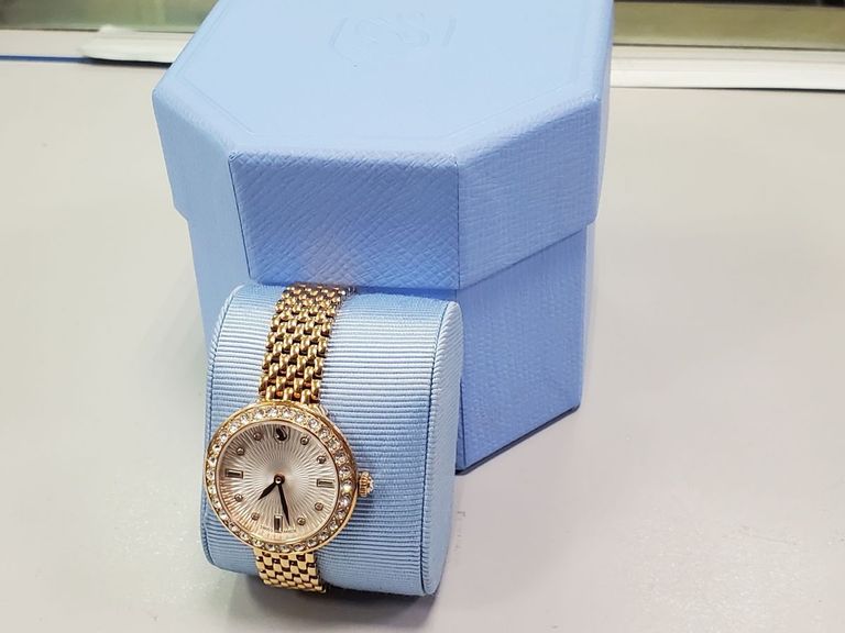 Оголошення Swarovski 5672981 Б/У