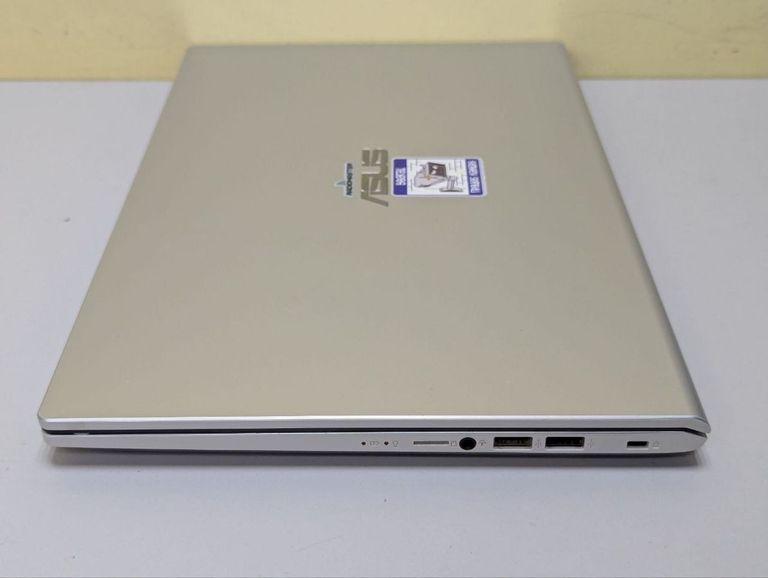 Asus 15/core i5 8265u ddr4/8gb ddr4/hdd *відсутній/ssd 512 gb/geforce mx250 2gb Код:01-200781377. Зображення 7