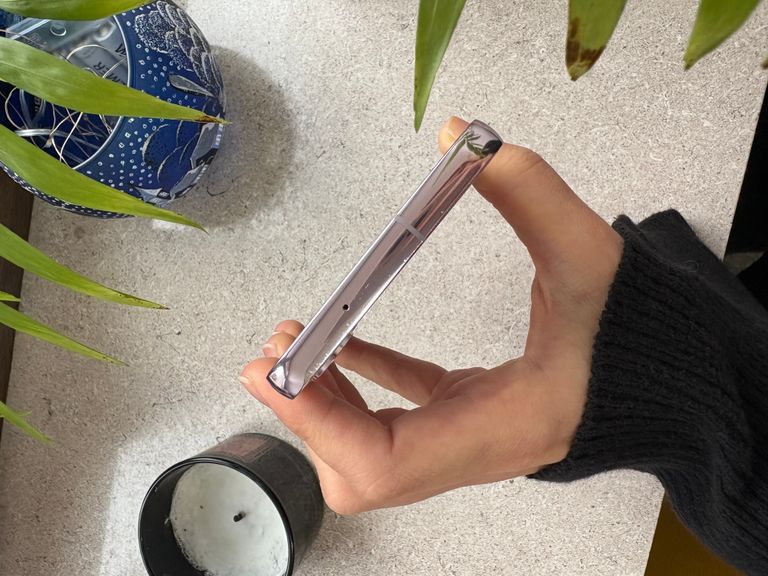 Samsung Galaxy S23 8/256GB Graphite (SM-S911BZAG) Код:null. Изображение 4