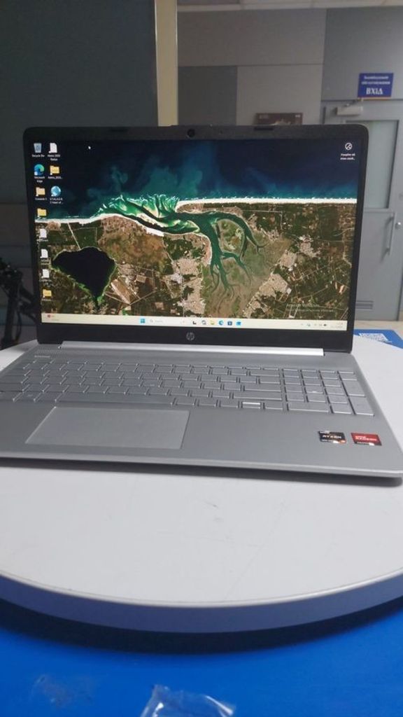 Купити Hp 15/ryzen 3 5300u ddr4/16gb ddr4/hdd *відсутній/ssd 512 gb/*інтегрована Б/У