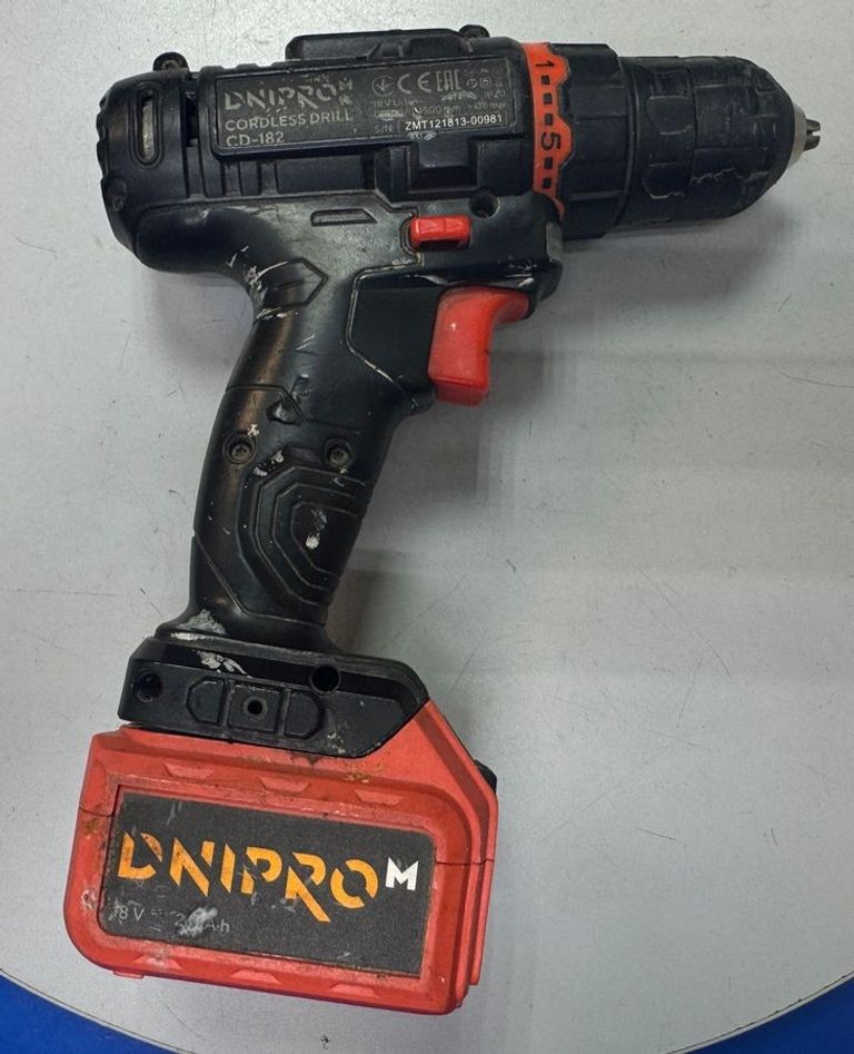 Оголошення Dnipro-M cd-182 2акб + зп Б/У
