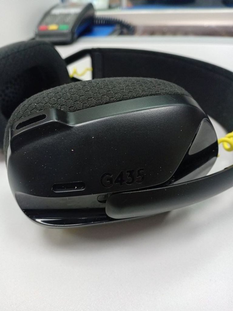 Дешиво Logitech g435 с ломбарда