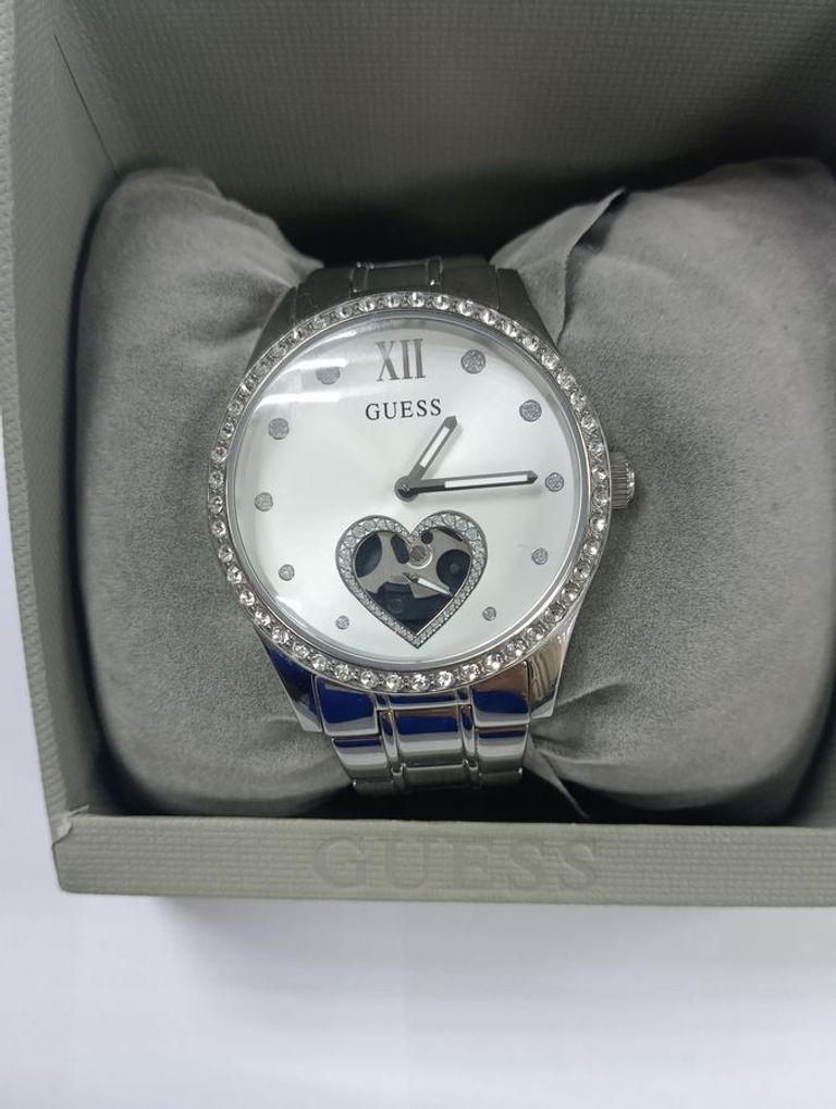 Дешево Guess gw0380l1 з ломбарду