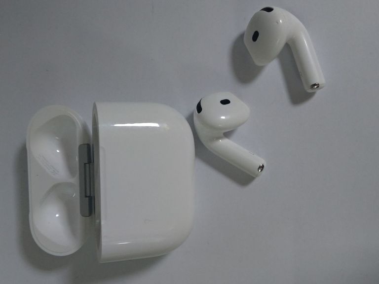 Дешиво Apple airpods 4 с ломбарда